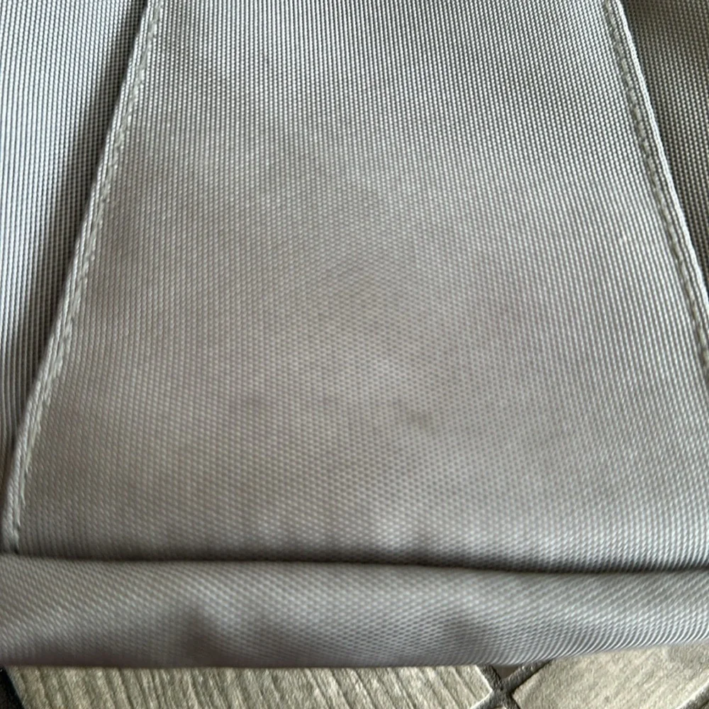 Travelon Gray Shoulder/Crossbody Bag